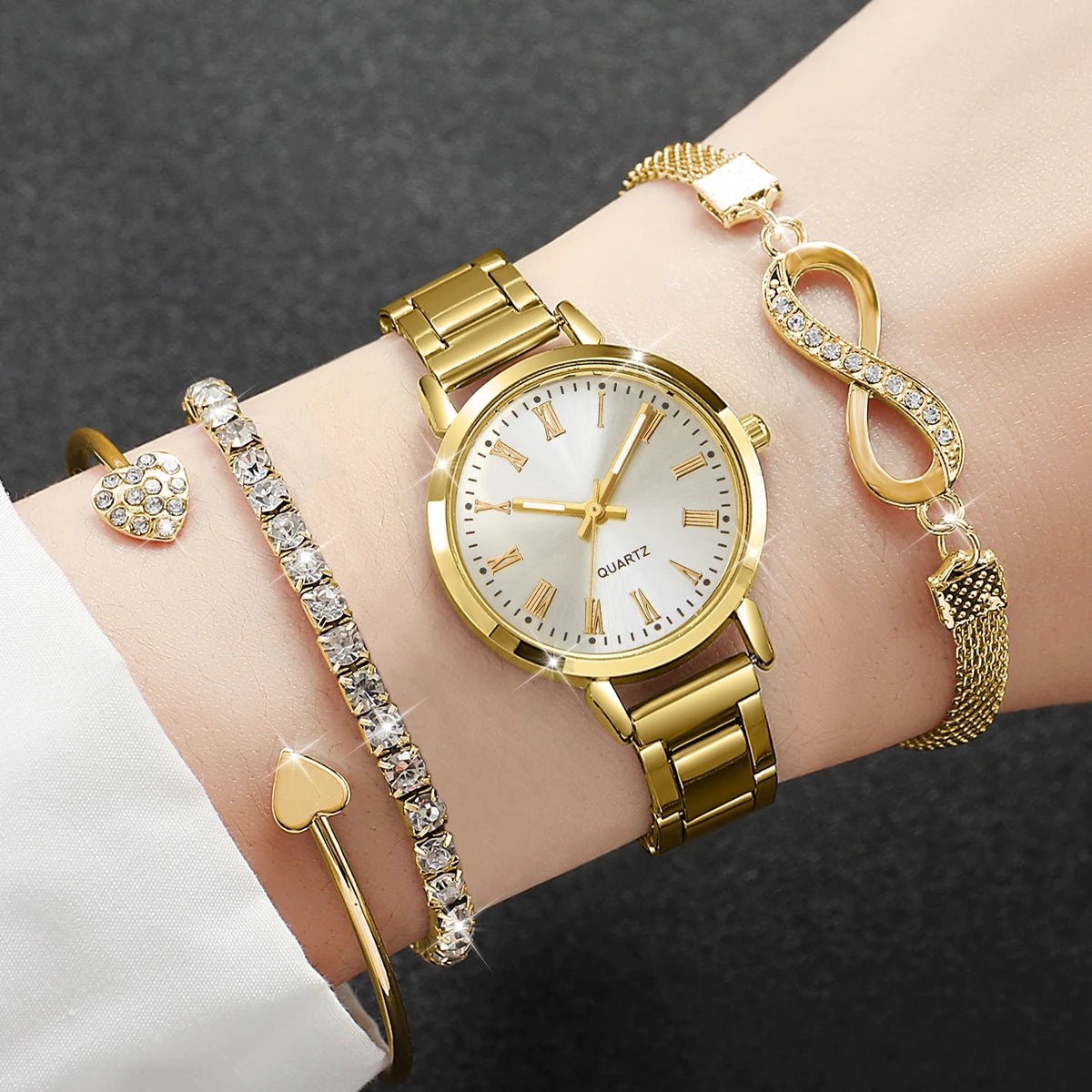 4PCS/Set Fashion Alloy Strap Women Watches Simple Quartz Wristwatch Diamond Bracelets Set Reloj Mujer Girls Clock (Without Box)