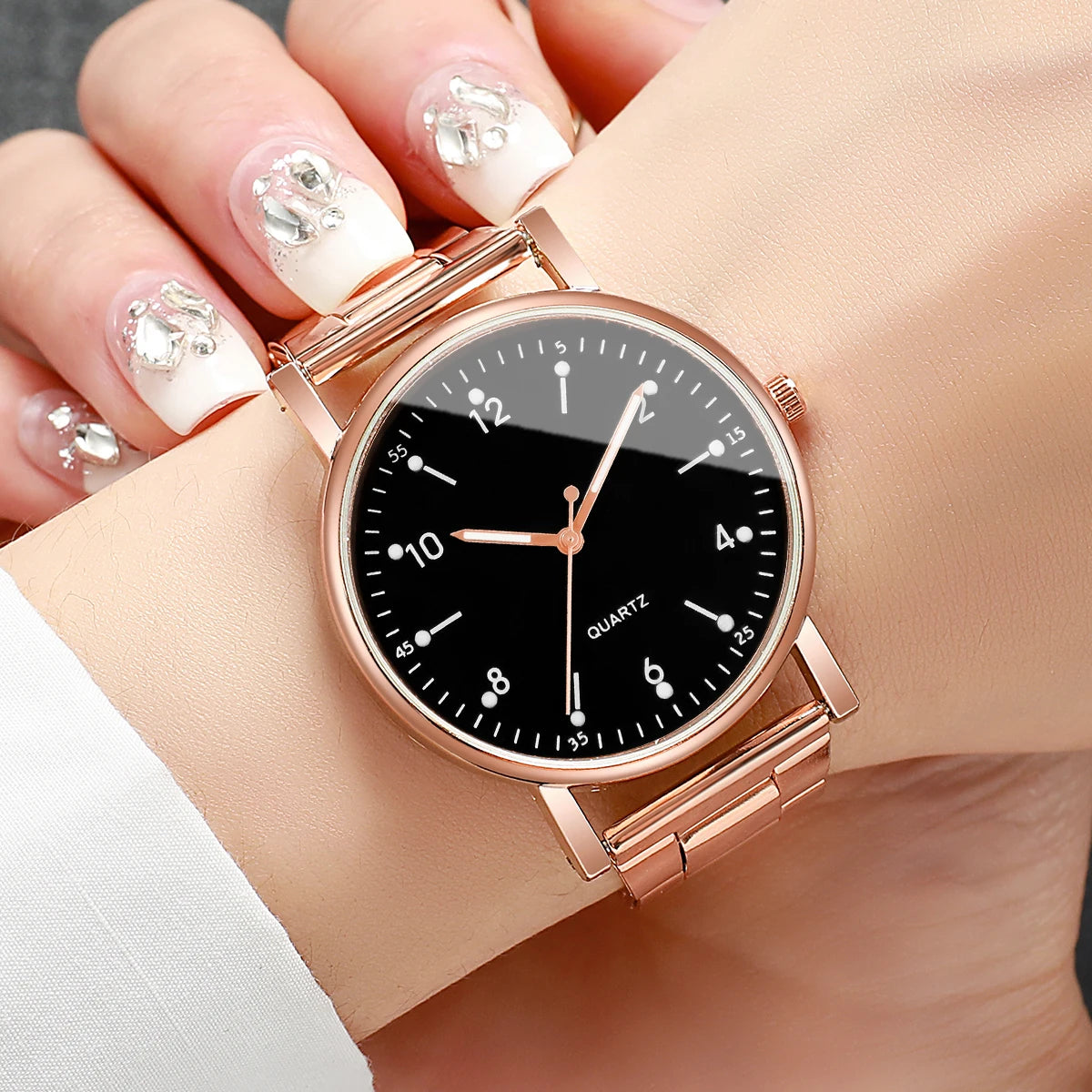 Fashion Arabic Dial Women Quartz Watch Casual Alloy Band Wristwatch for Ladies Clock Reloj Mujer（Without Box）