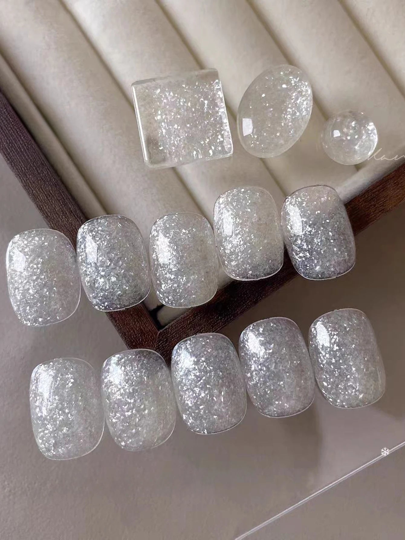 12ML Milky White Gel Polish-High Gloss Finish with Fine Glitter Shimmer  2026 New Style All-Match White Nail Gel for Salon&DIY